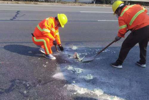 余庆公路下沉注浆加固